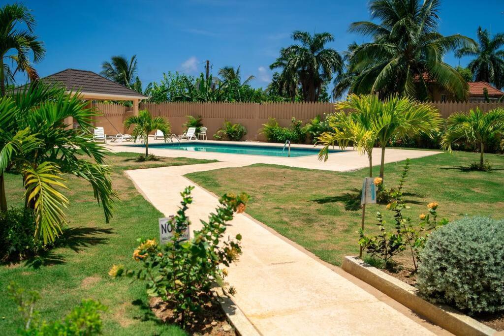 Ubuntu De La Villa- Palm View Estate Mammee Bay Exterior foto